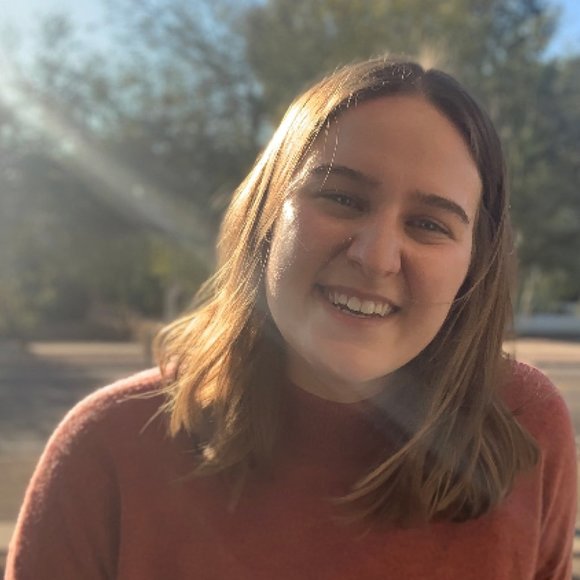 Meet your Posher, Joelle - Picture 1 of 1